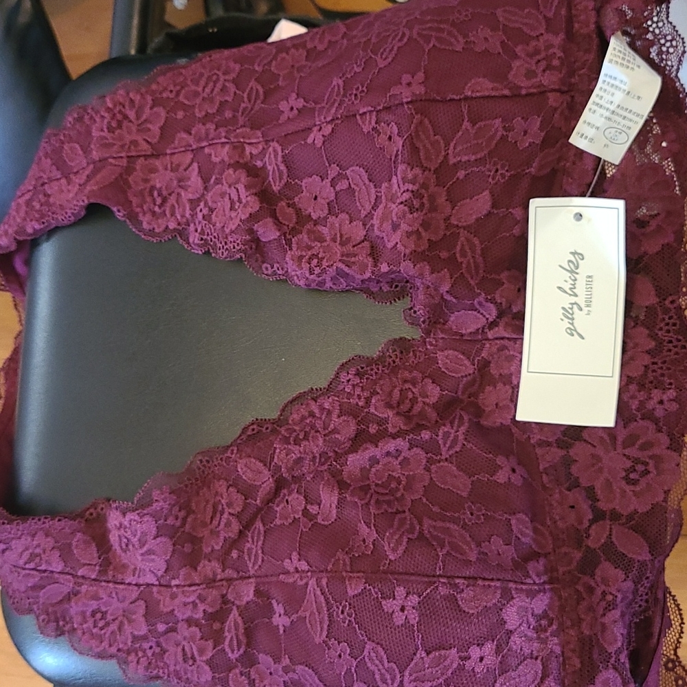 Gilly Hicks halter bra top